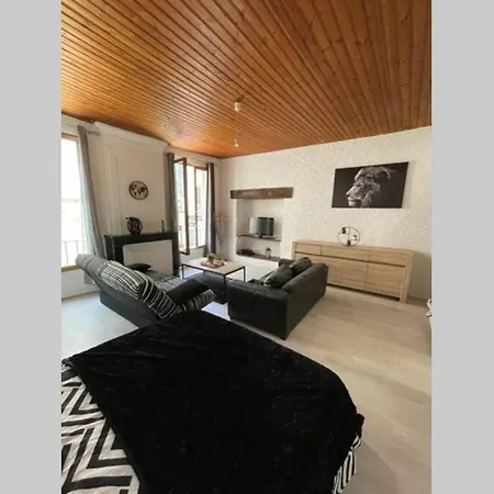 Yin Yang Apartment Niort Exterior photo